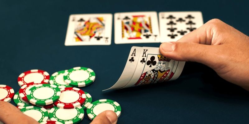 Tích điểm đều đặn và nhận thưởng hấp dẫn khi chơi mỗi ngày